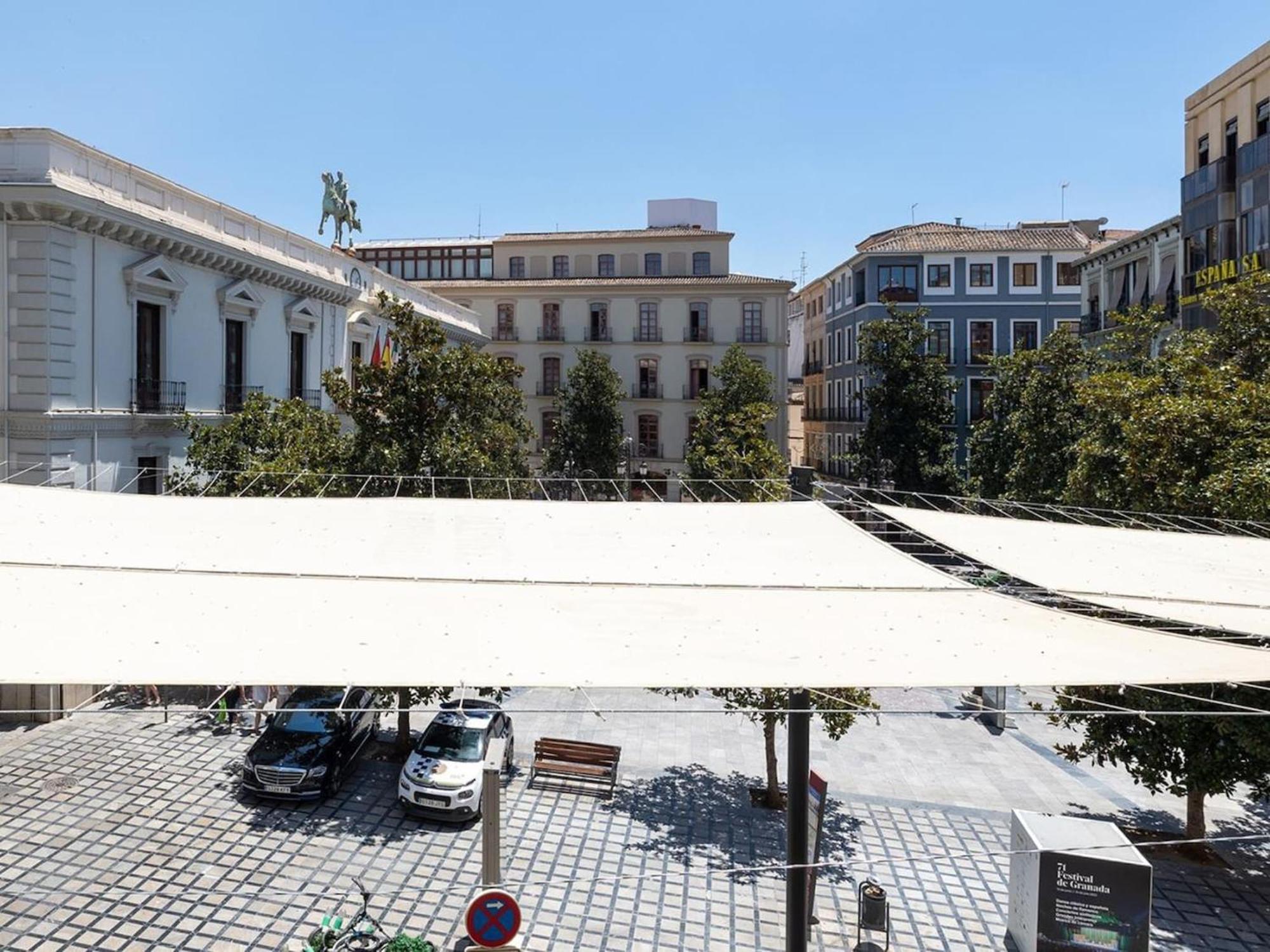 Chezmoihomes Town Hall Apartment Granada Buitenkant foto